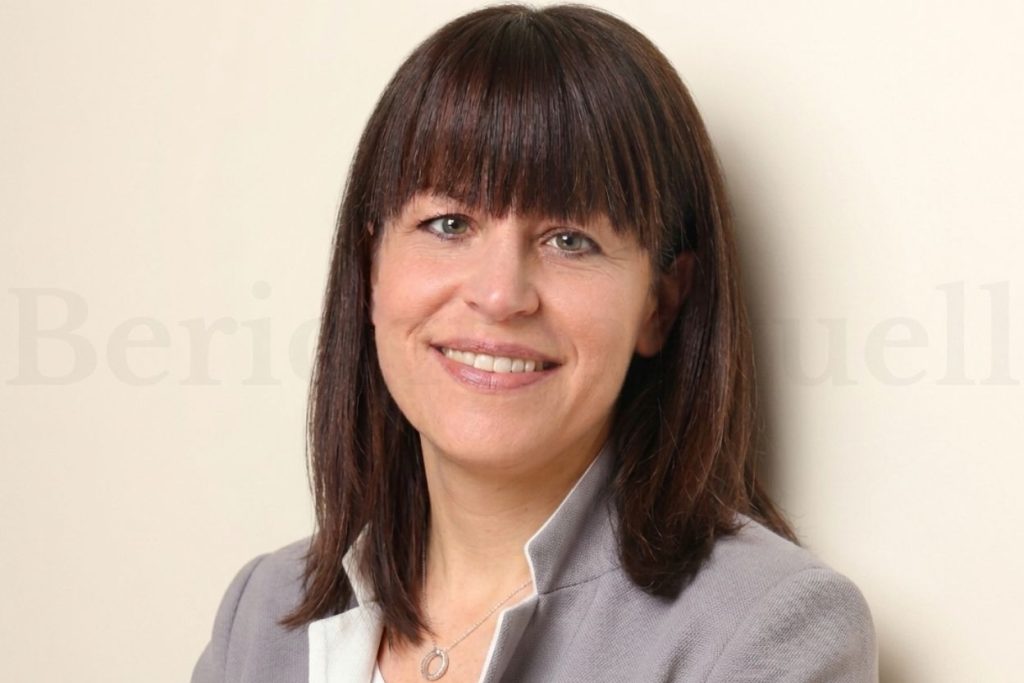 Julia Reuschenbach